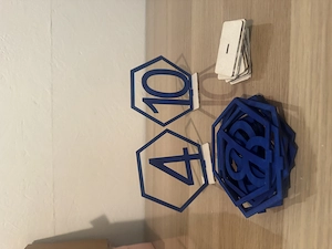 Div Hochzeitsdeko in Holz-weiß-blau Bild 5