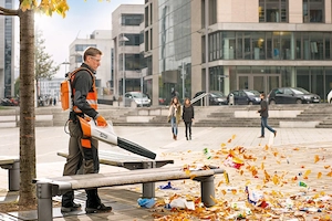Der f r den professionellen Einsatz konzipierte Akku-Blaser  berzeugt nicht nur durch seine Leistung Bild 2