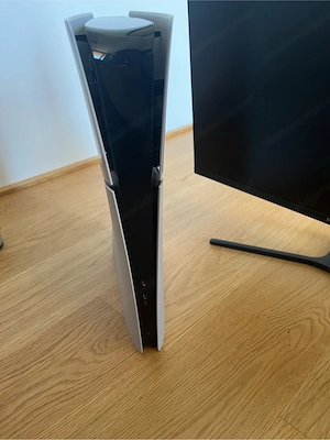 PS5 plus Monitor zu verkaufen Bild 2
