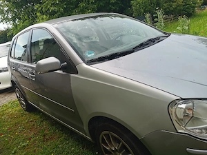 VW Polo 9n  Bild 2