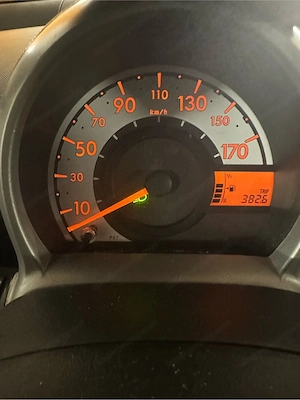 Toyota Aygo 1.0 - Top gepflegt, sparsam und sofort fahrbereit Bild 3