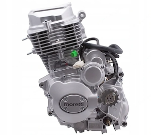 Der vertikale Motor 162FMJ 150cc bietet Moretti Parts h chste Qualit t, verpackt in gr  eren und Bild 3