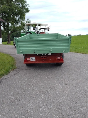 Anhänger für Traktor Bild 2