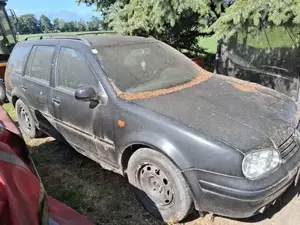 Vw golf4 kombi motorschaden Bild 5