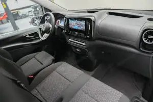 Mercedes-Benz Vito 114 CDI 4x4 Kasten Lang SpurW SpurH Bild 8