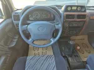 Toyota Land Cruiser Bild 12
