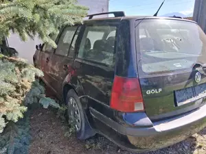 Vw golf4 kombi motorschaden Bild 3