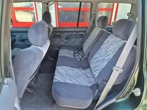 Toyota Land Cruiser Bild 18