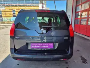 Peugeot 5008 Bild 8