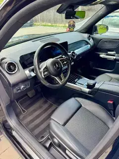 Mercedes Benz