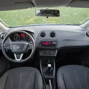 Seat Ibiza Bild 2