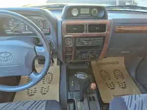 Toyota Land Cruiser Bild 11