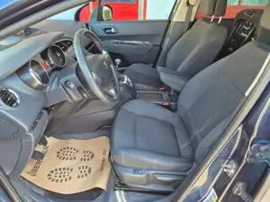 Peugeot 5008 Bild 11