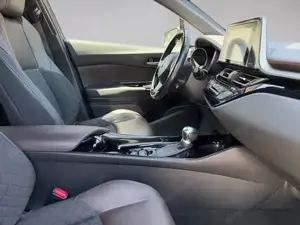 Toyota C-HR Bild 17