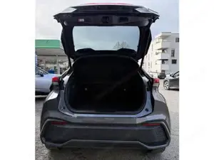 Toyota C-HR Bild 11