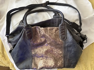 Sehr schöne Dame Handtasche kaum benutzt  Bild 3