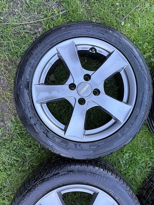 Komplett Räder Satz 185 55 R15 auf Dezent 6j15 H2 4 Loch Lochkreis 98 Fiat Panda Bild 4
