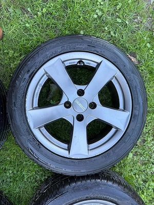 Komplett Räder Satz 185 55 R15 auf Dezent 6j15 H2 4 Loch Lochkreis 98 Fiat Panda Bild 3