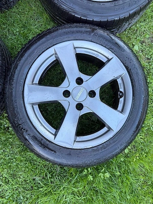Komplett Räder Satz 185 55 R15 auf Dezent 6j15 H2 4 Loch Lochkreis 98 Fiat Panda Bild 2
