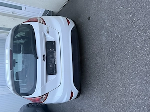 Auto Ford Fiesta Bild 2