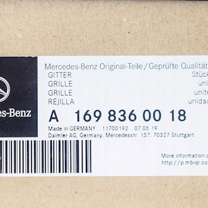 Originales Mercedes-Benz Motorhauben-Einlassgitter f r die MERCEDES A- und B-Klasse A1698360018 Bild 4