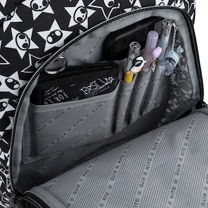 Die Marke ist Hersteller von orthop dischen Schulrucks cken, textilen Accessoires und Schreibwaren Bild 5