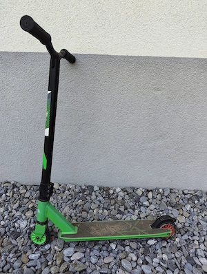 Stunt Scooter mit Gebrauchsspuren 