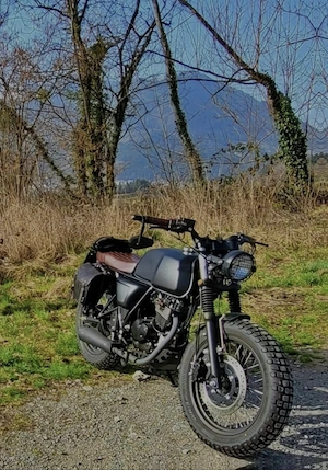 Motorrad Mutt Akita 125 Bild 3
