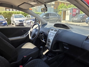 Toyota Yaris 1.0 VVT-i - Pickerl bis 10 2026 (inkl. 4 Monate) - Ideal für Anfänger   Export   Tausch Bild 2