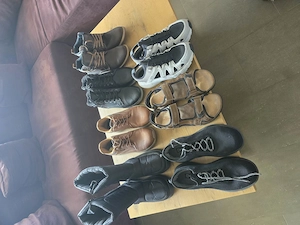 zu verkaufen Jacken und Schuhe Bild 3