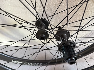 DT Swiss ERC 45 Carbon Laufradsatz Bild 3