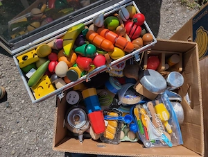 Kinder Küche mit sehr viel Obst & Gemüse von Goki Bild 2