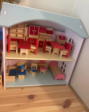 Kleine Puppenhaus Bild 2