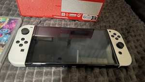Nintendo Switch OLED mit Mario kart  Bild 2