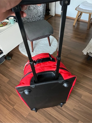 große Ferrari Reisetasche mit Trolley nie verwendet Bild 3