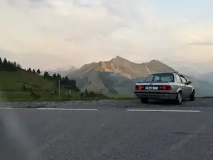 Bmw E30 318 is Bild 6