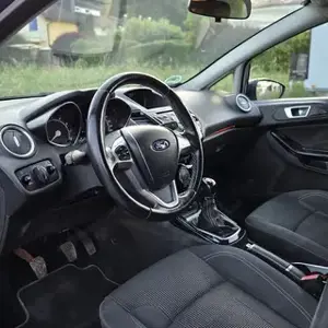 Ford Fiesta TÜV NEU 06 2  Baujahr | 123.000 km