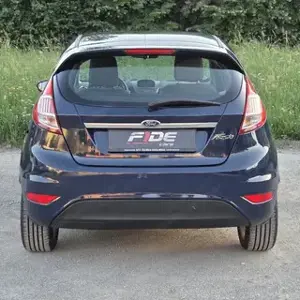 Ford Fiesta TÜV NEU 06 2  Baujahr | 123.000 km Bild 3