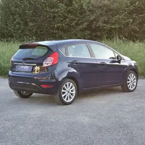 Ford Fiesta TÜV NEU 06 2  Baujahr| 123.000 km Bild 6