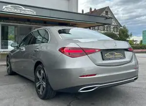 Mercedes-Benz C-Klasse Bild 2