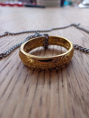 Der Eine Ring   Herr der Ringe Replika mit Kette (Fan-Merch) Bild 3