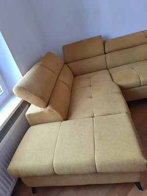 Schöne Couch senfgelb ausziehbar Bild 3