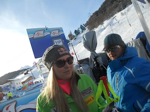 Lindsey Vonn signierte Gösser Fahne   Kandahar Weltcup St. Anton am Arlberg 2013 Bild 4