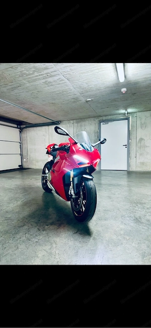 Ducati Panigale V4S Bild 2