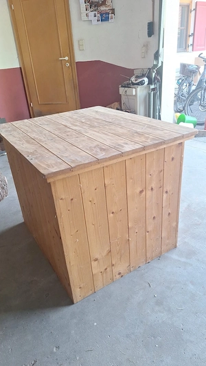 Hundehütte aus Holz  Bild 2