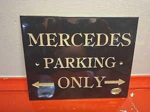 Mercedes Keramik Fliese