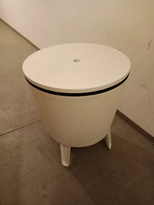 Bartisch   Kühlschrank Bild 2