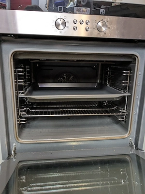 Reserviert Simens Einbaubackofen, 60 x 60 cm, Stainless steel HB330550 Bild 2