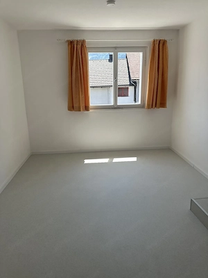 Vermiete frisch renovierte 3 Zimmer Wohnung in Nenzing Bild 2