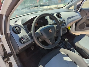 Seat Ibiza 6J | 5 Türer | 8 Fach Bild 3